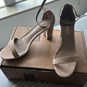 New Nude Suede Heels. Size 9